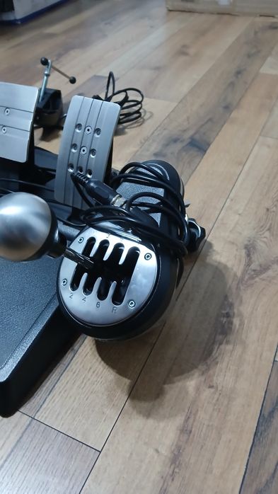Thrustmaster T300 RS GT + TH8A