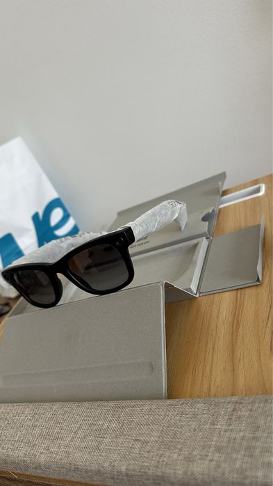 Óculos Inteligente Ray-Ban Meta Wayfarer Preto - Estado de Novo