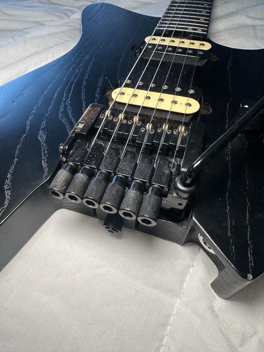 Guitarra Elétrica EART GW1