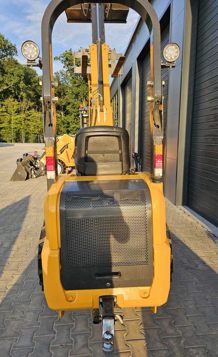 Ładowarka Czołowa Teleskopowa Miniładowarka AGRIPRO 110 Kubota Perkins