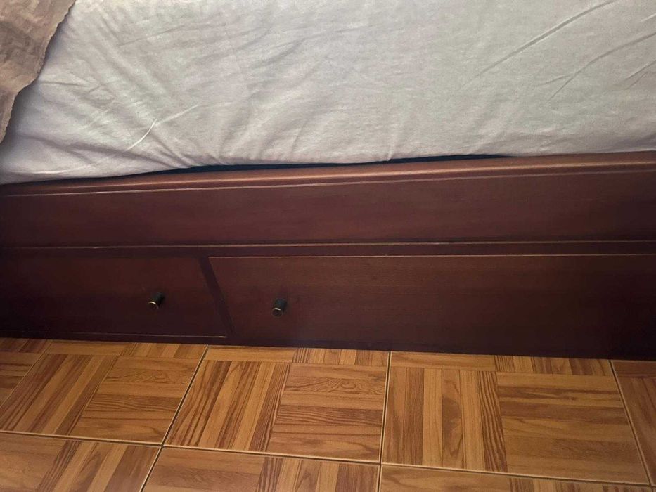 Mobilia de Quarto em Cerejeira
