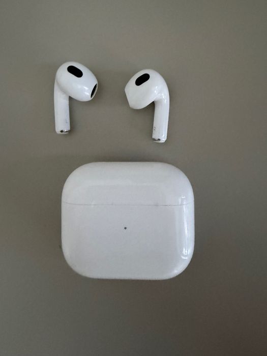 Apple AirPods 3 super stan