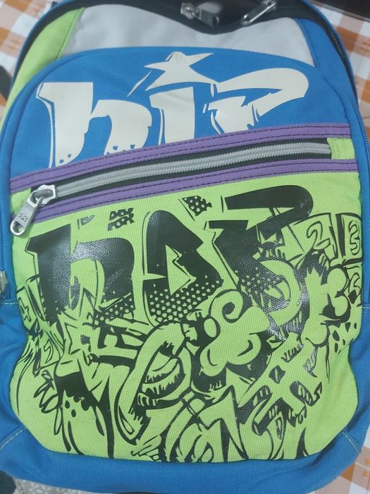 Mochila escolar como nova
