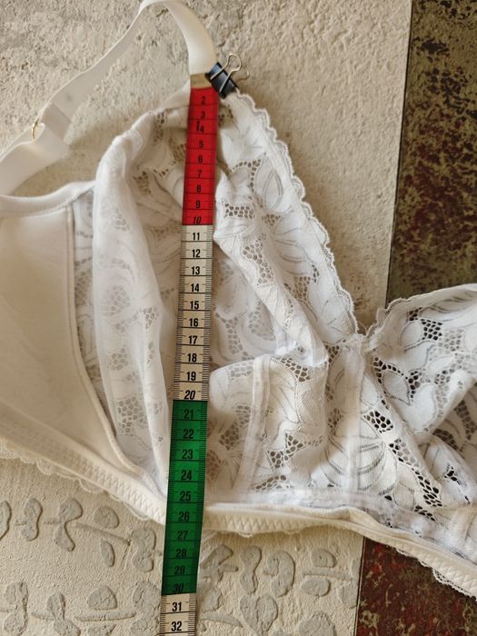 TU biustonosz 90J stanik duża miseczka