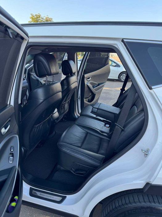 Hyundai Santa FE 2015 VIN KMHSW81UBGU534647 фото оголошення 9 з 23