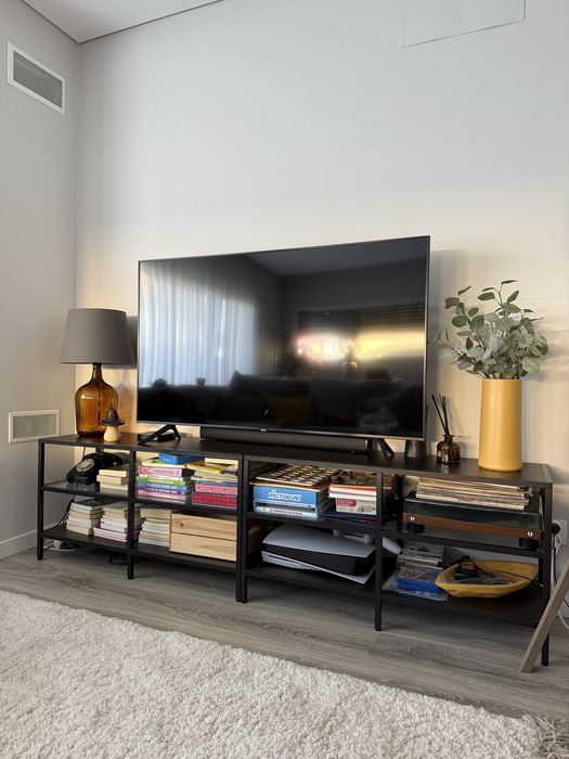 2 estantes VITTSJÖ tv ikea