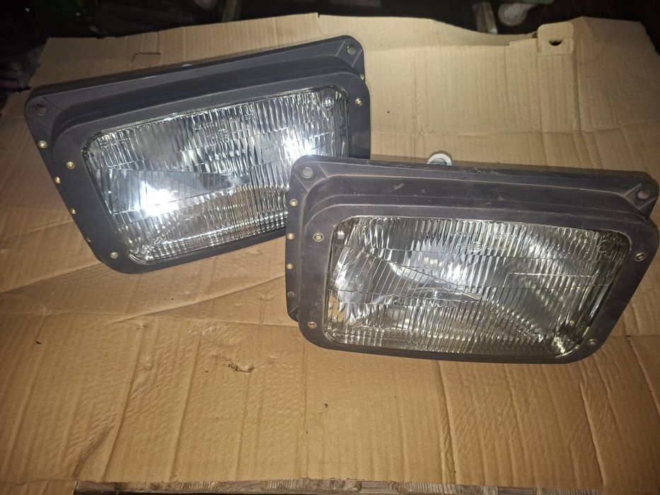 Фари на авто універсальні