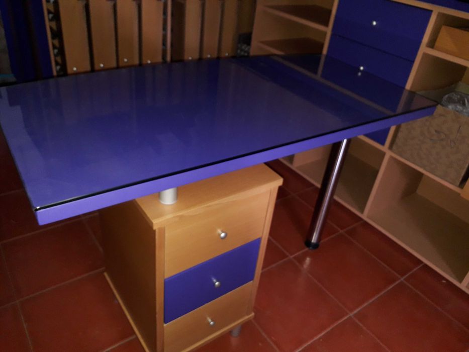 Mesa de apoio Manicure