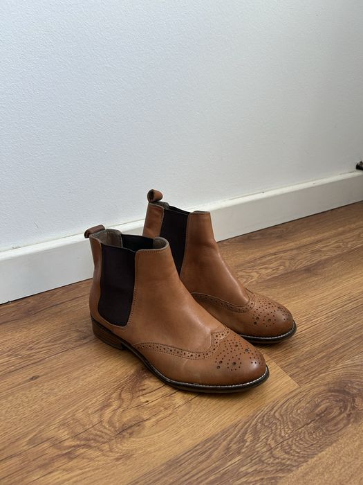 Brązowe buty botki damskie