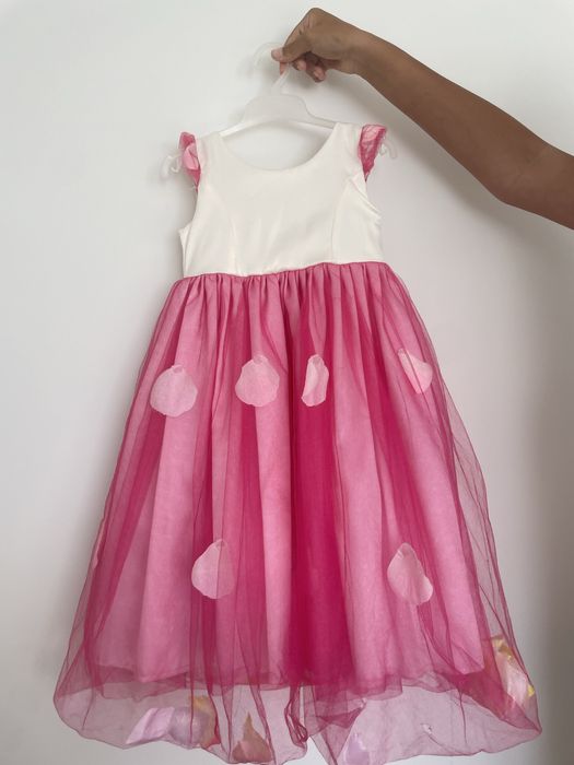 Плаття фатинове