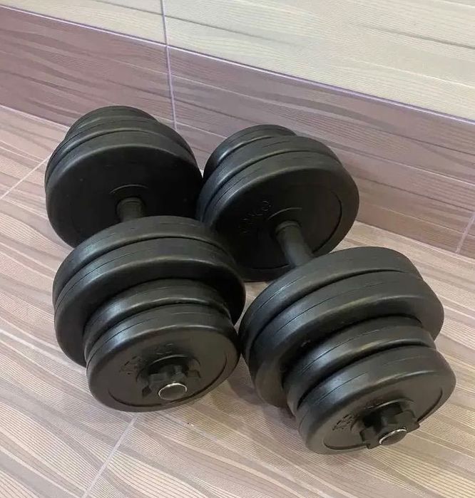 ЗНИЖКА Гантелі розбірні 32 кг комплект