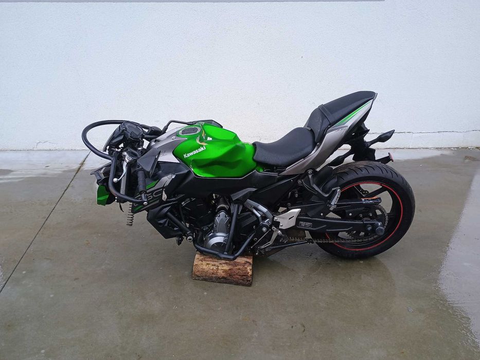 Kawasaki Z 650, 19r ABS całość lub części