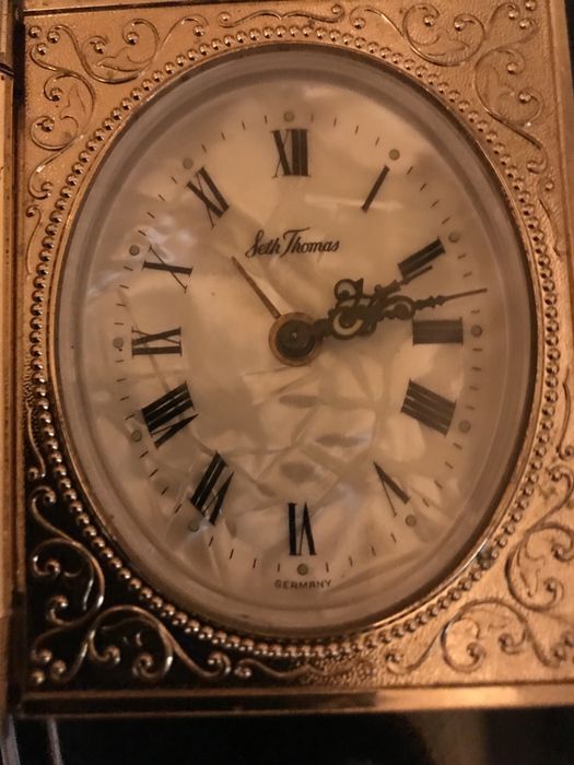 годинник будільник оргинального німецького бренду