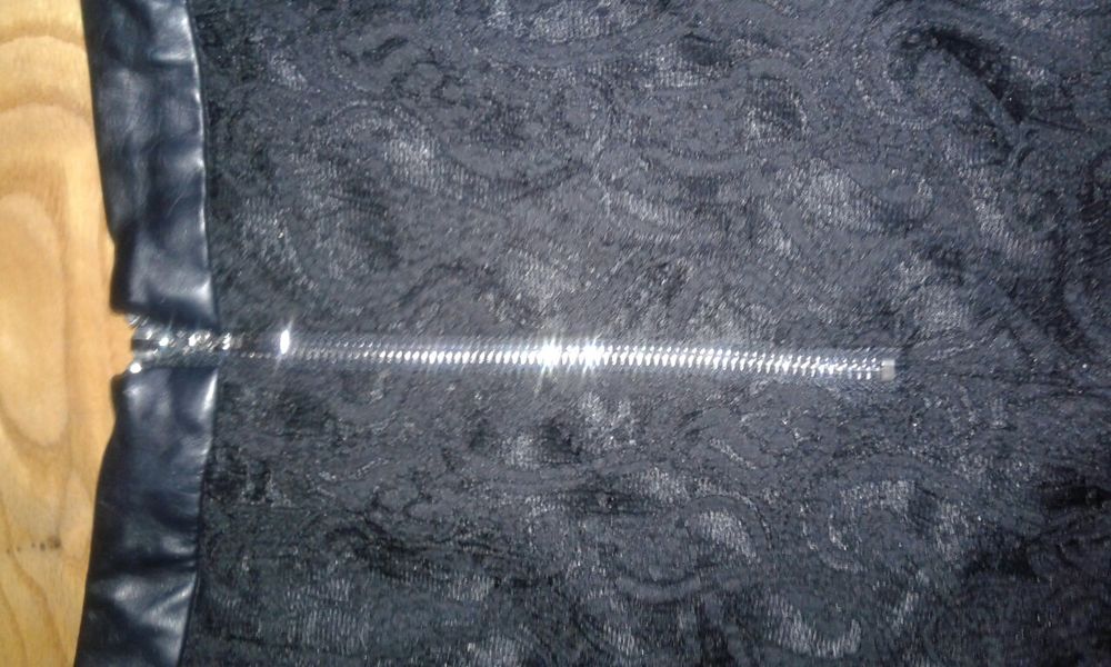 Spódnica koronka podszewka Mohito zamek 36/38