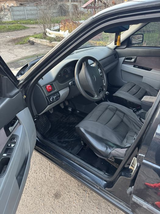 Продам Лада Пріора на газу