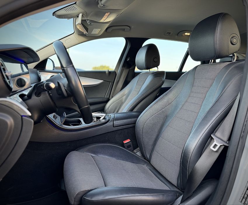 Mercedes E220 Avantgard - 9G Tronic - Revisoes na marca