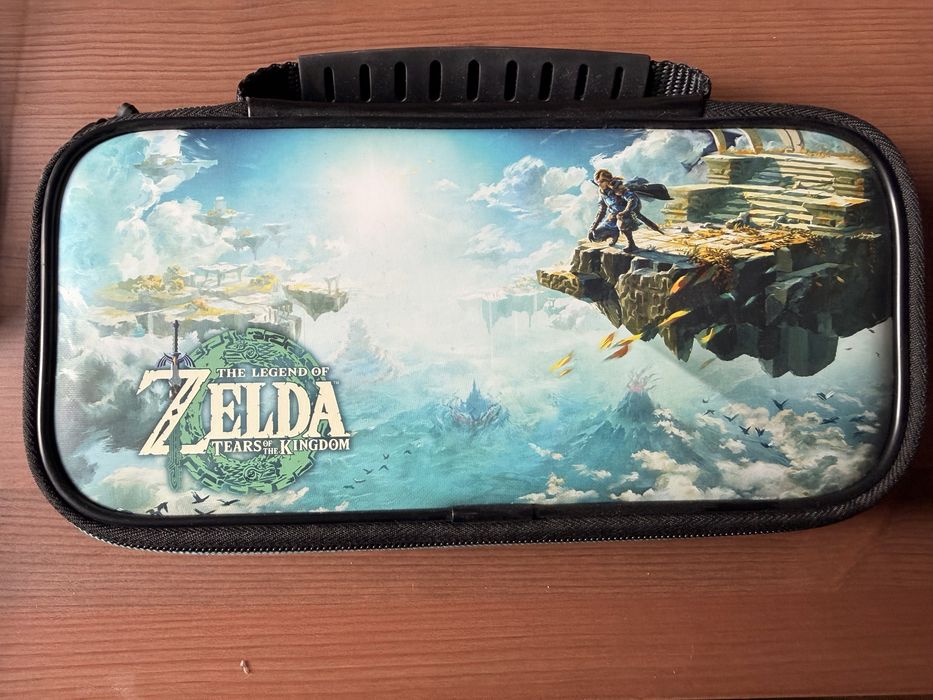 Nintendo Switch OLED + joycony + etui Zelda