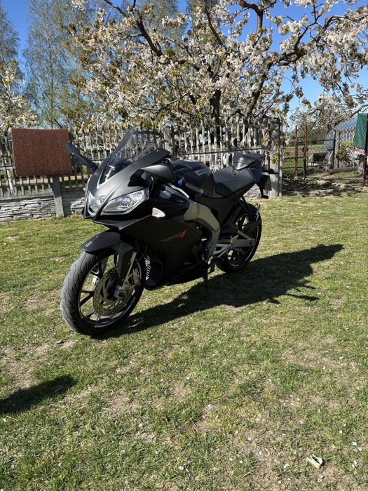 Aprilia rs4 125cc