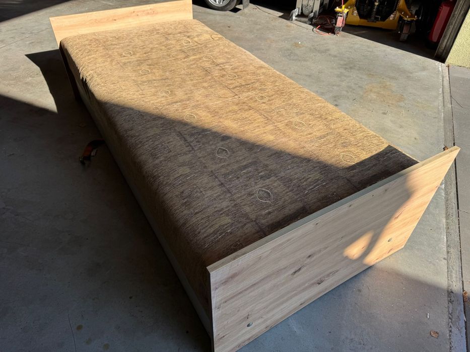 Tapczan/łóżko rozkladany