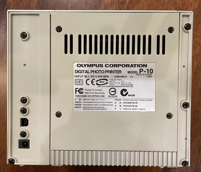 Фотопринтер Olympus Camedia P-10