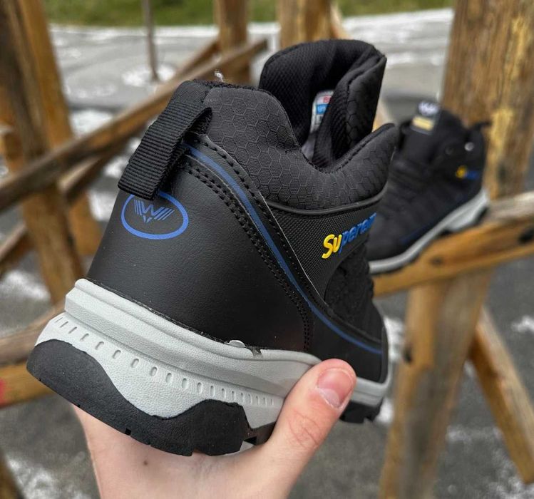 Мужские Зимние Кроссовки на Меху Черные с белым Высокие Ботинки