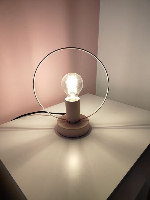 Candeeiro de mesa rosa