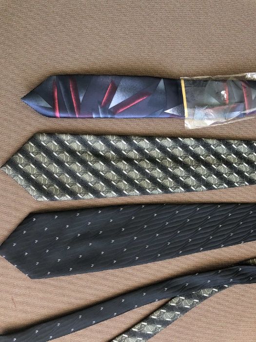 Галстуки чоловічі нові