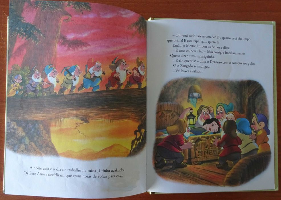 Branca de Neve e Os Sete Anões (Disney - Contos de Ouro)