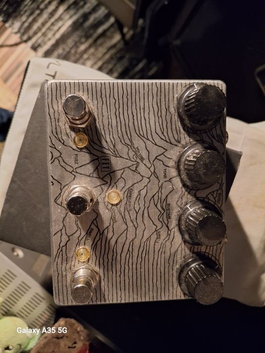 F.E.T. Fuzz Octave Swell