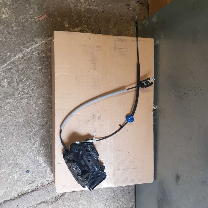 zamek drzwi VW , Seat , Skoda 5N1