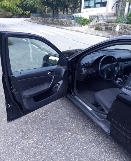Mercedes-Benz C220 CDI foto 4