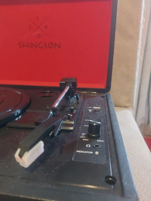 Gira discos Portatil 3 velocidades como Novo