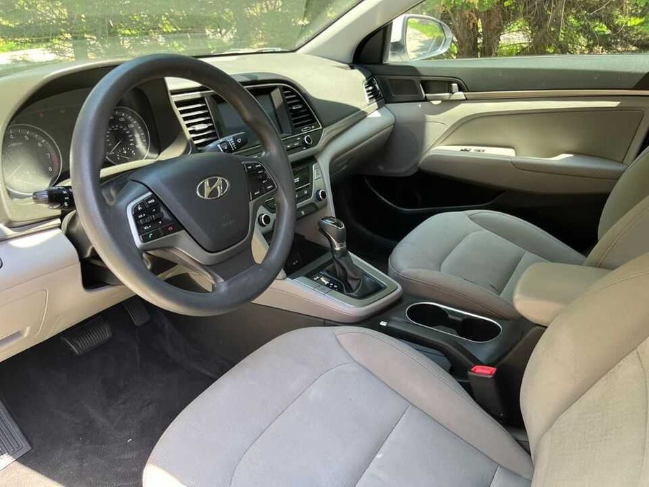 2017 Hyundai Elantra