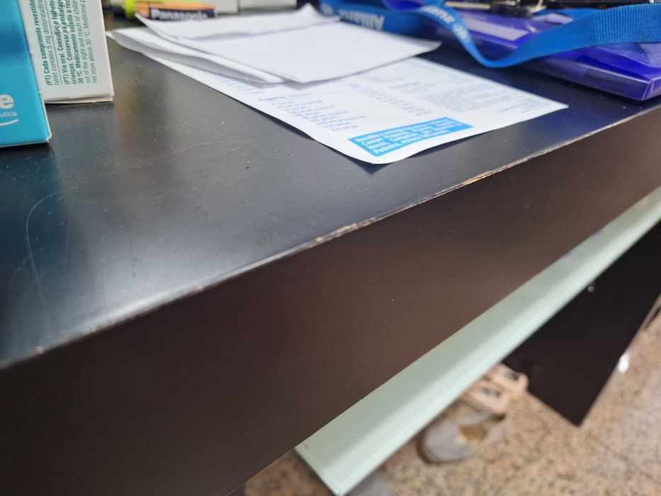 Aparador / consola de entrada preto moderno