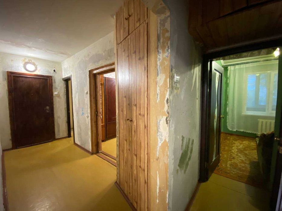 Продаётся 3-комнатная квартира на микрорайоне Солнечный