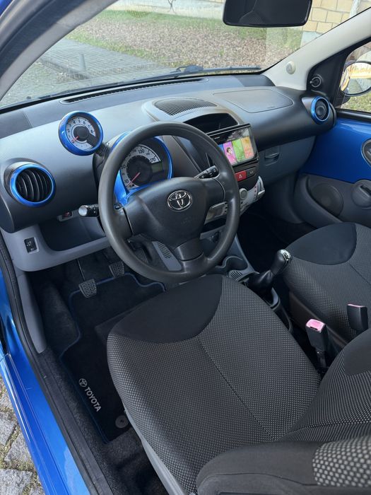 Toyota Aygo  Nacional um dono revisoes na marca