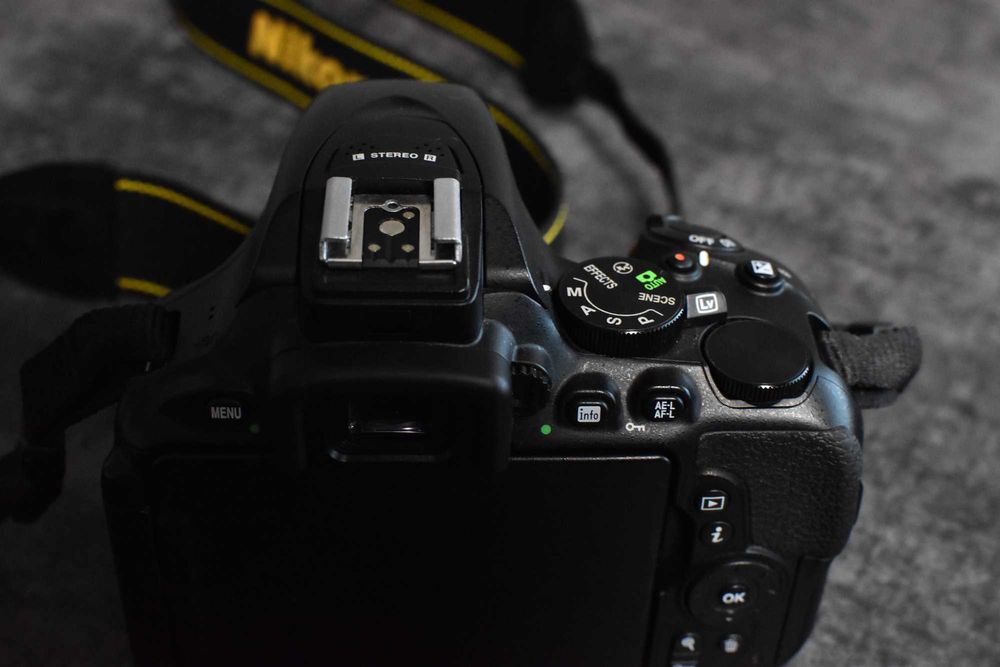 Фотоапарат Nikon d5600 з Nikon 18-55mm f/3.5-5.6 G AF-P DX