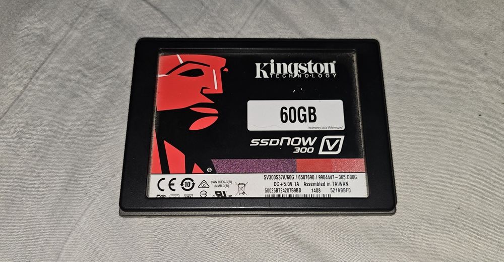 ссд 60гб Kingston (ssd 60bg)