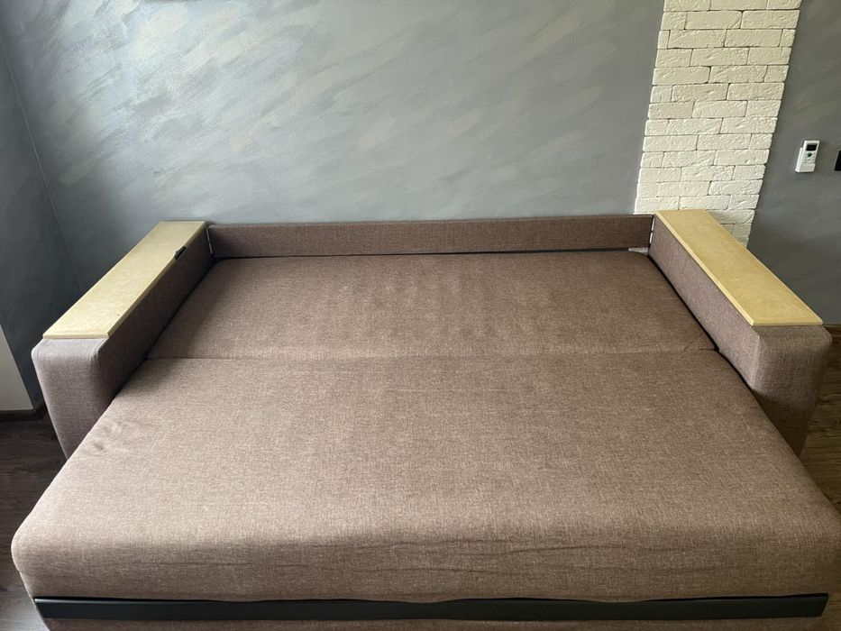 Продам диван Фаворит