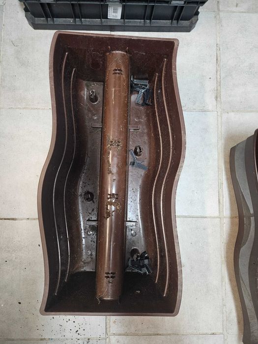 Donica skrzynka balustradowa FALA 59CM BRĄZOWA