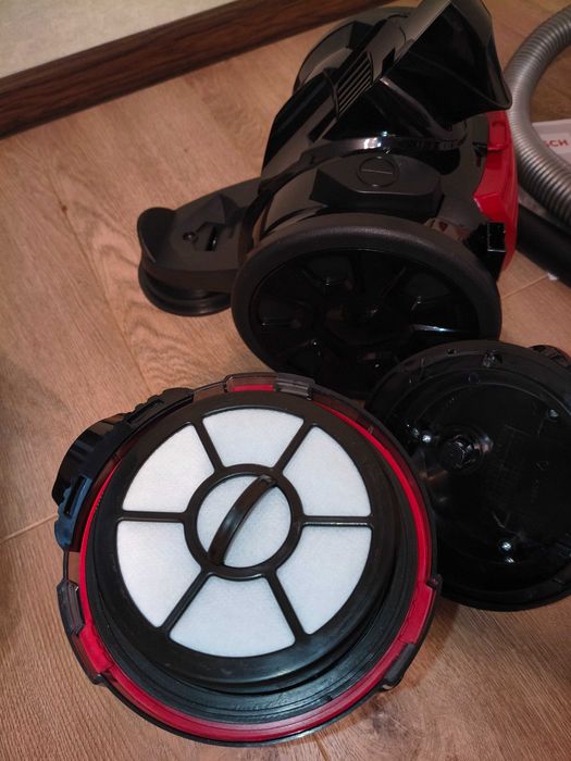 Пилосос bosch BGS402230
