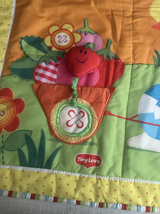 Mata edukacyjna sensoryczna Tiny Love