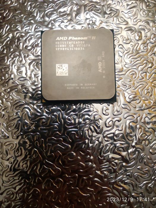 Продам материнку,,оперативку та куллер!