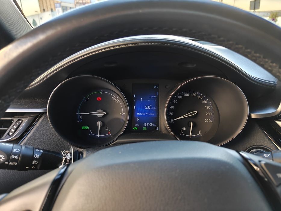 Toyota C-HR 1.8 Híbrido - nacional 121mil kms