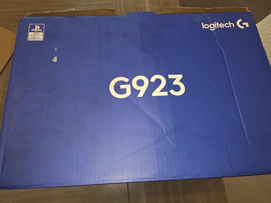 Logitech G923 PS5 PS4 PC