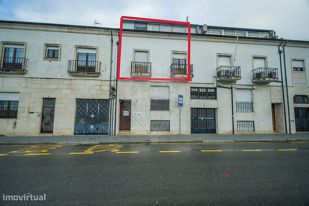 Apartamento T5 para arrendamento