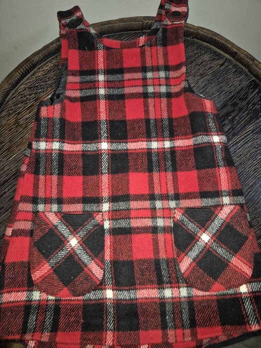 Sukienka dla dziewczynki.