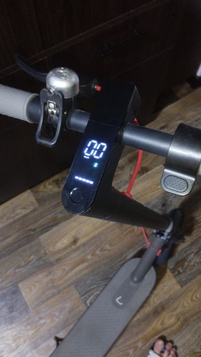 Kuggo m365 PRO MAX 9.6 Ah 500W (стан - сів поїхав)