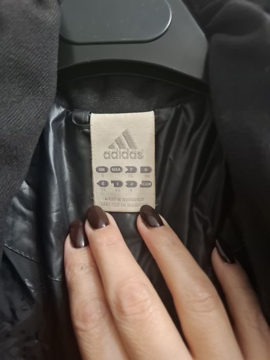 Жіноча куртка Adidas