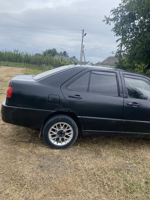 Chery Amulett